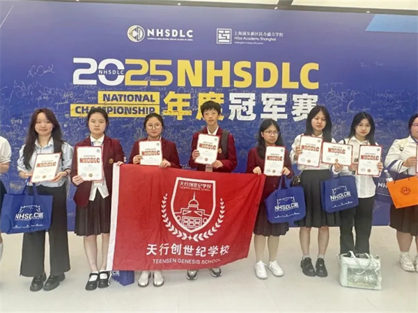 1个月勇夺28项大奖！酷暑，也没他们酷！