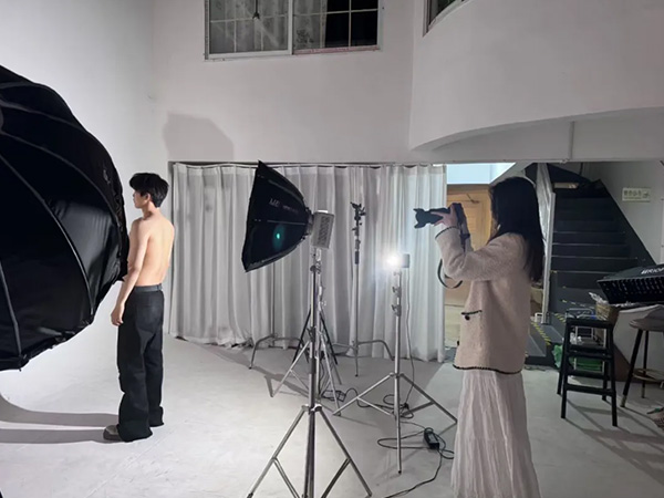在“松弛”与“极致”之间：手握伦艺双offer，看Jessi